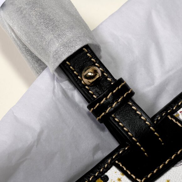 Disney Dooney & Bourke Holiday Mickey Minnie Castle Tote Bag Christmas NWT - Picture 6 of 7